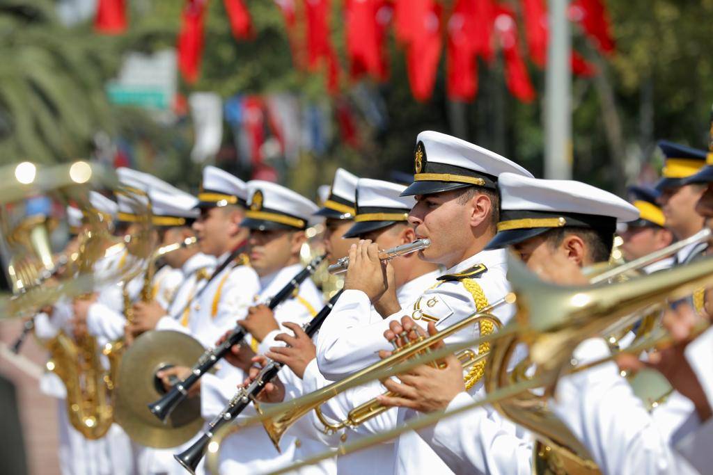 İmamoğlu 30 Ağustos'ta konuştu: Cumhuriyet'e ve Atatürk'e layık bireyler olmayı inşallah başarırız 7